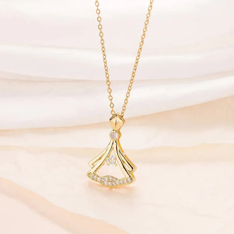 Elegant Rhinestone Pendant Necklace 😍 قلادة أنيقة بقلادة متدلية مرصعة بأحجار الراين 😍